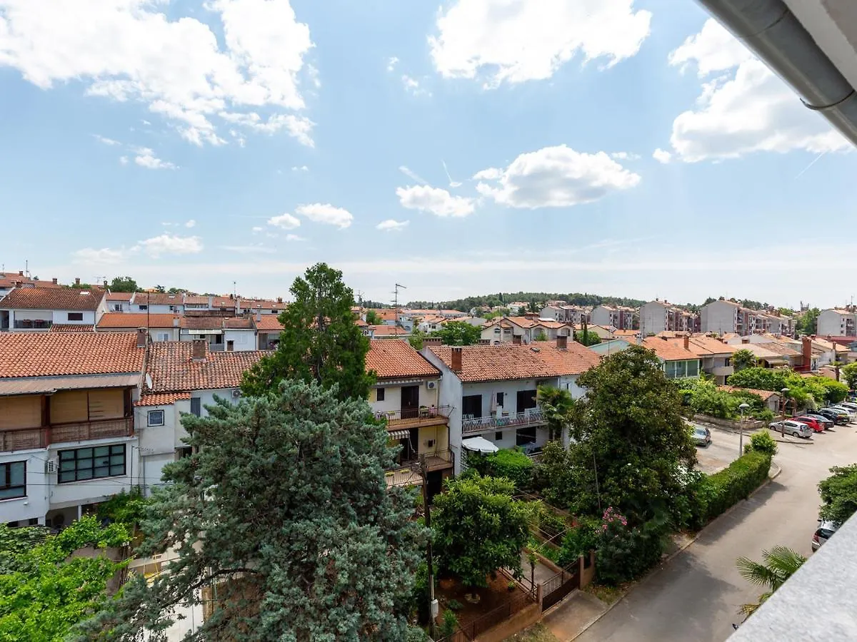 Amoroso Apartment 200M From Sea Porec Croatia
