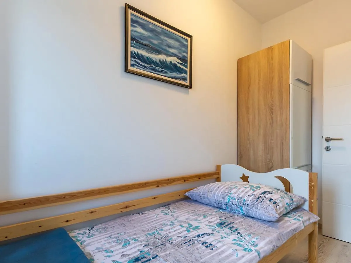 Amoroso Apartment 200M From Sea Porec Croatia